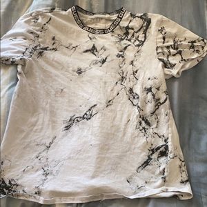 Guess T shirt